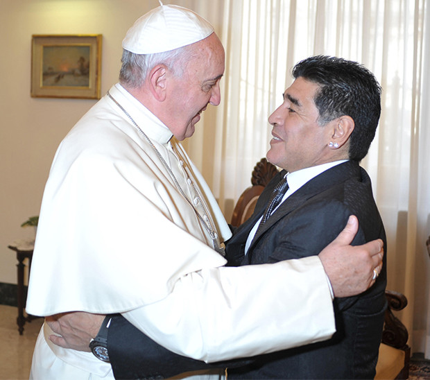 Papa Francisco y Maradona