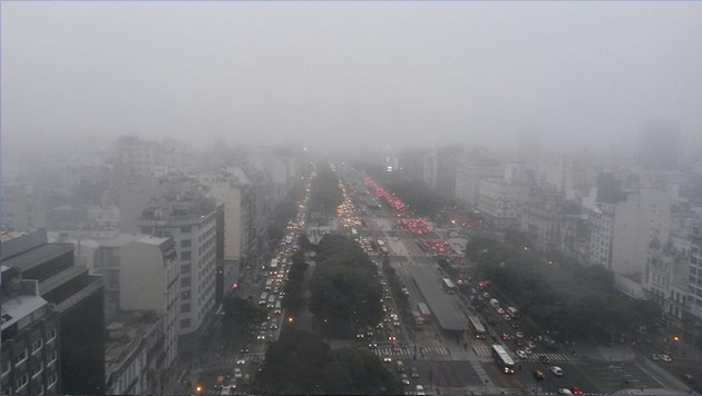 Niebla en La Ciudad - desaparece el Obelisco