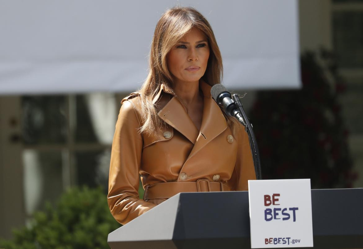 Melania Trump esposa de Trump - internada