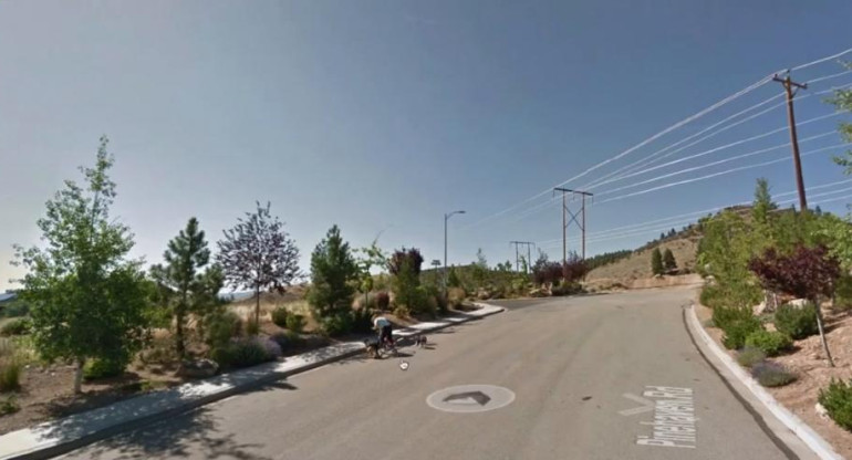 google maps mujer cae de la bicicleta