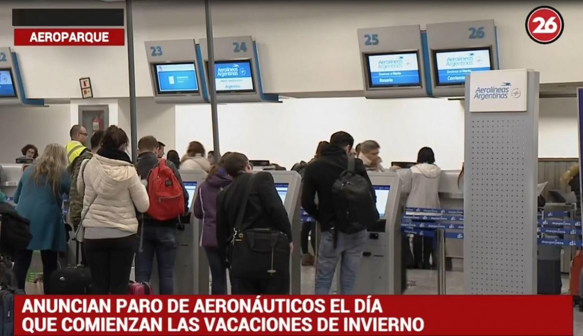 Paro de gremios aeronáuticos en vacaciones de invierno - Canal 26