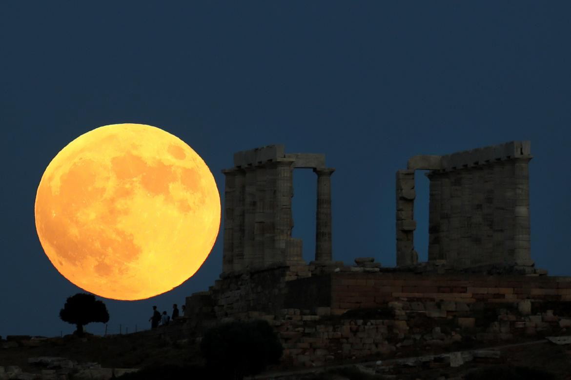 Luna de Sangre, Eclipse lunar, Templo del Poseidón, Atenas, Grecia, Reuters