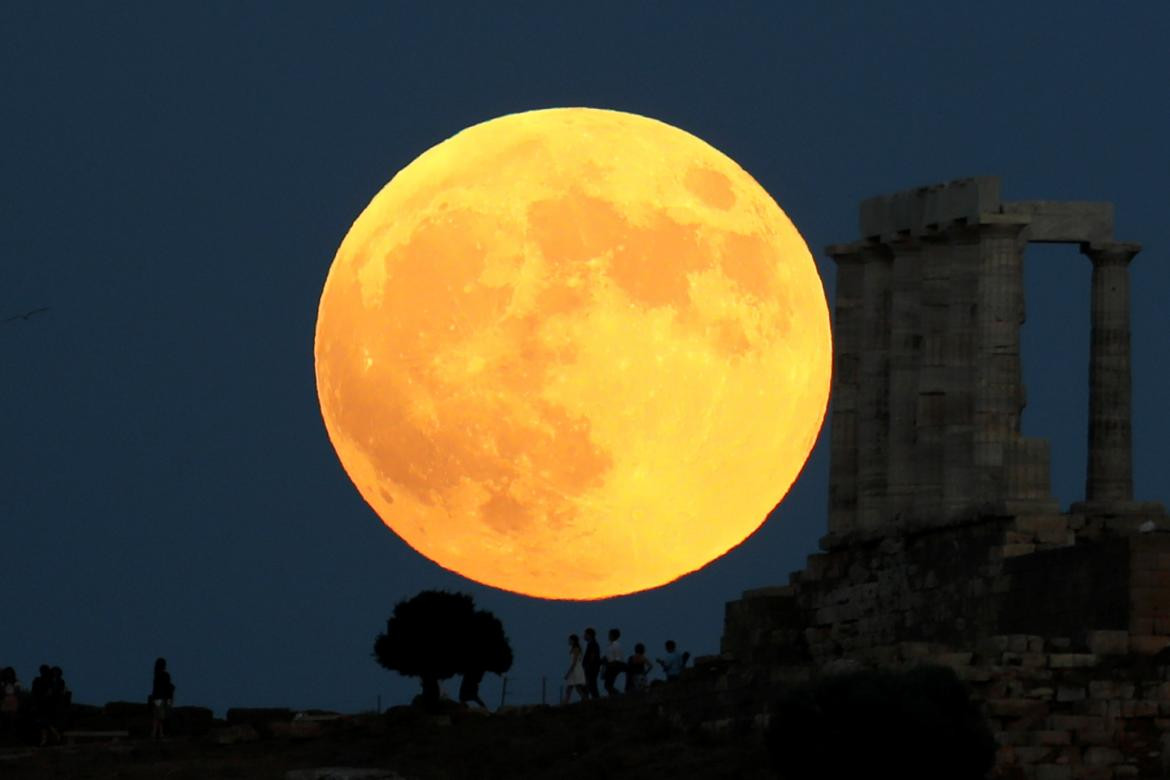 Luna de Sangre, Eclipse lunar, Templo del Poseidón, Atenas, Grecia, Reuters