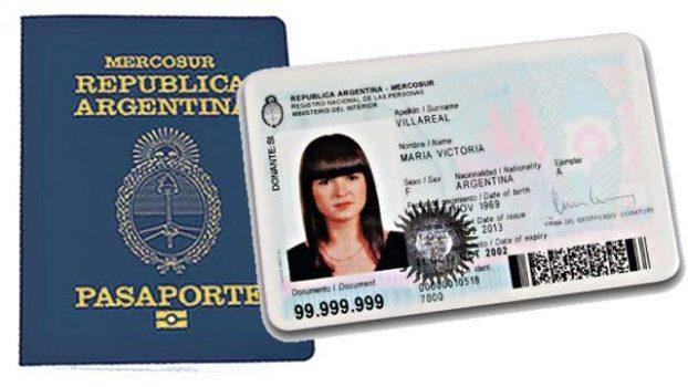 Pasaporte y DNI argentino