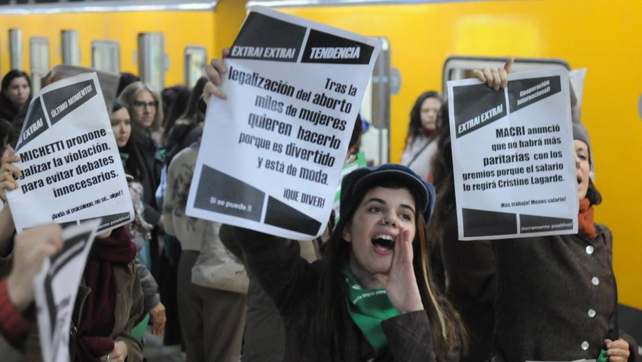 Aborto - Manifestación subte