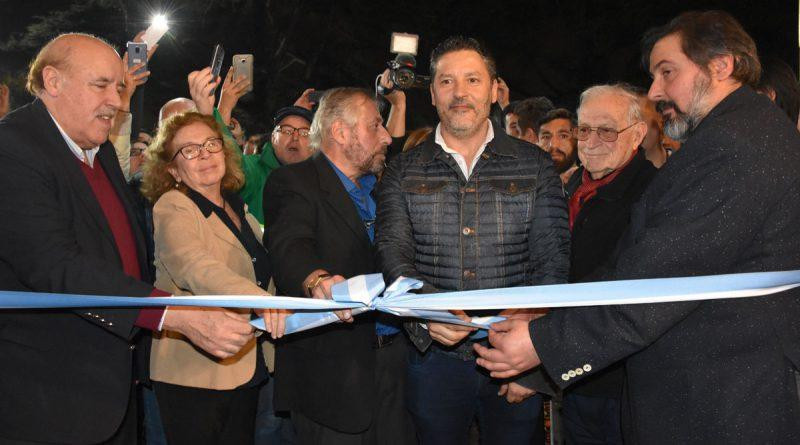 Gustavo Menéndez inauguró la segunda Feria del Libro de Merlo