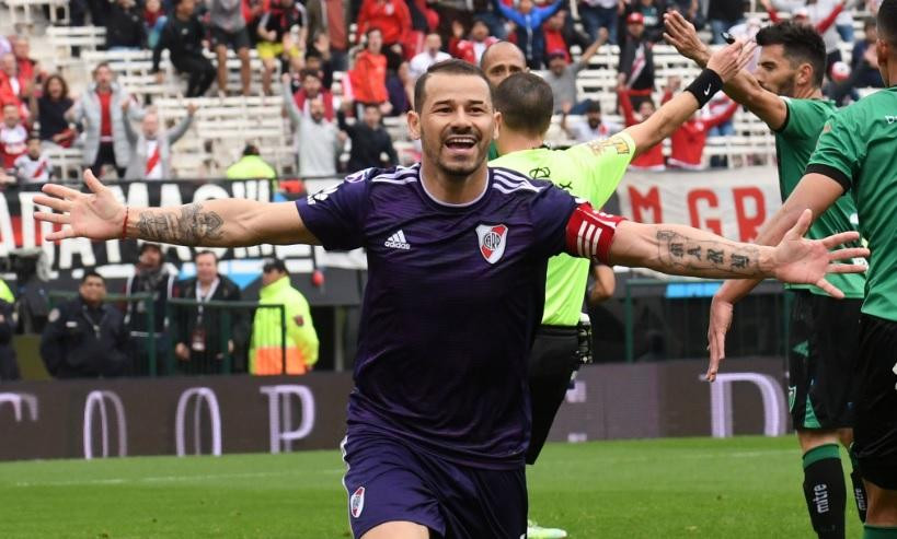 Festejo de River - Rodrigo Mora