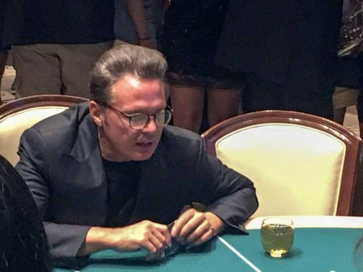 Luis Miguel apareció en un casino y sus fans enloquecieron