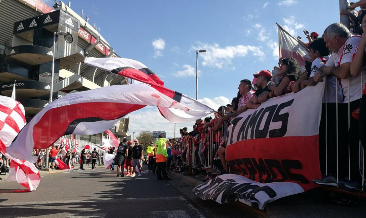 Banderazo de River (Twitter River)