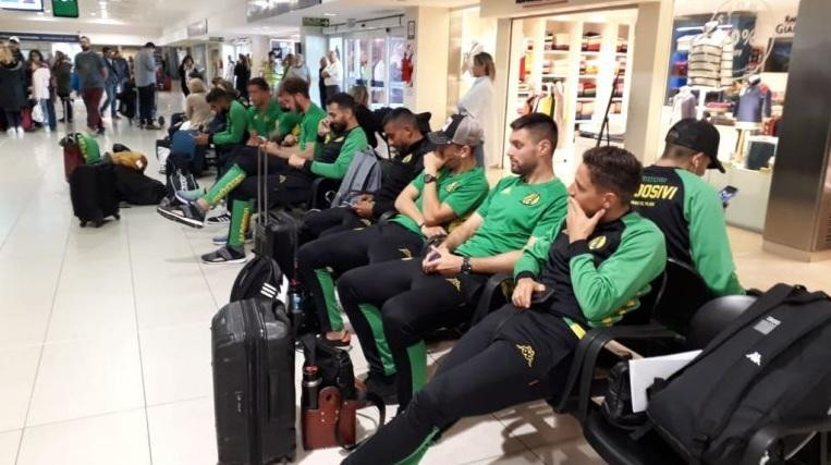 Plantel de Aldosivi varado por conflicto de Aerolineas