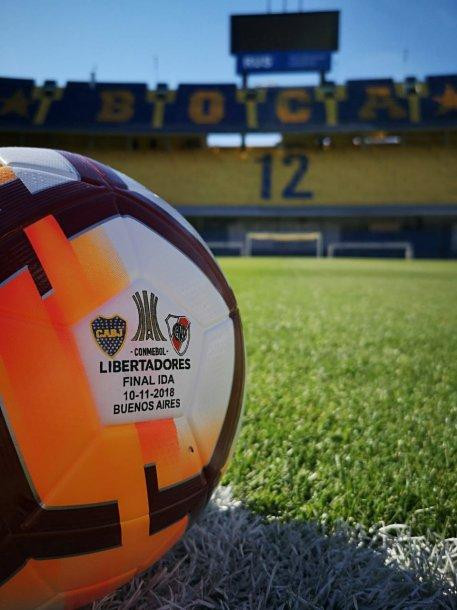 Así será la pelota especial de la primera Superfinal de la Copa Libertgadores