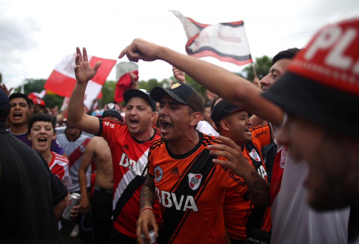 Banderazo - Hinchas de River (Reuters)