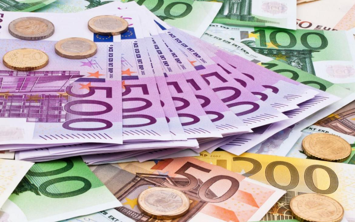 Euros, finanzas, economía