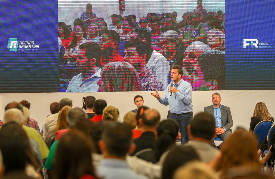 Sergio Massa junto a Gustavo Bordet en Entre Ríos, Prensa Frente Renovador