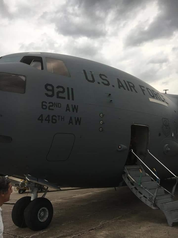 Avión de la seguridad de Estados Unidos por la seguridad de Trump