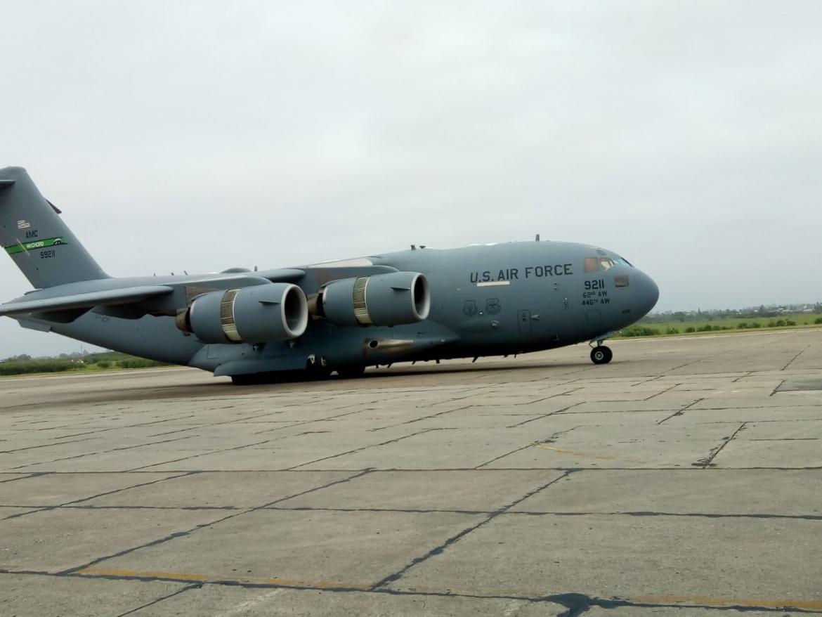 Avión de la seguridad de Estados Unidos por la seguridad de Trump