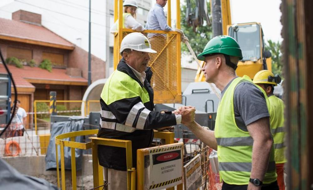 Larreta recorrió obras del Arroyo Vega