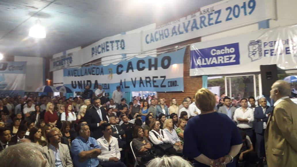 Cacho Álvarez lanza candidatura con Pichetto - Avellaneda