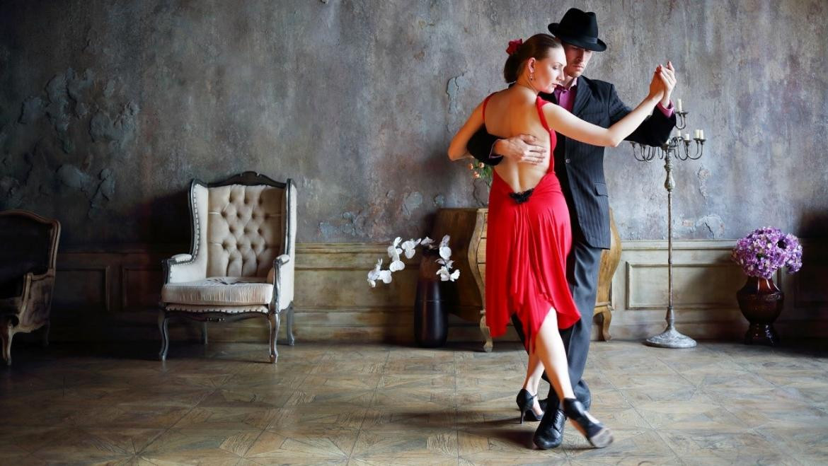 Se celebra el Día nacional del Tango