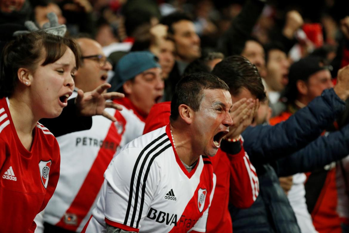 Hinchas River - SUperfinal Libertadores Reuters