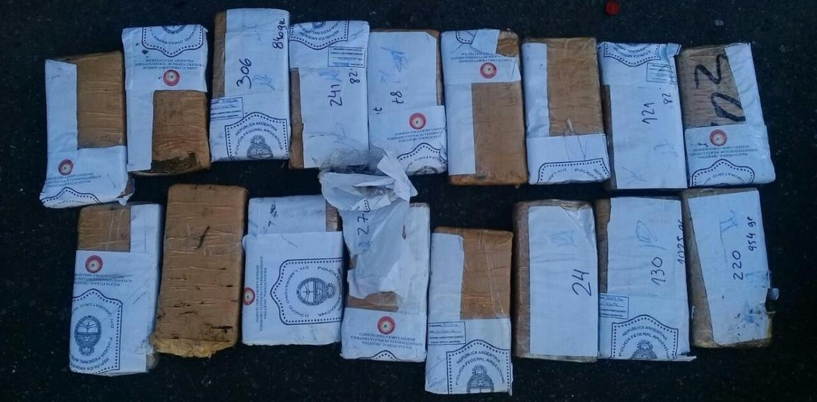 Marihuana robada por Policías de la Ciudad