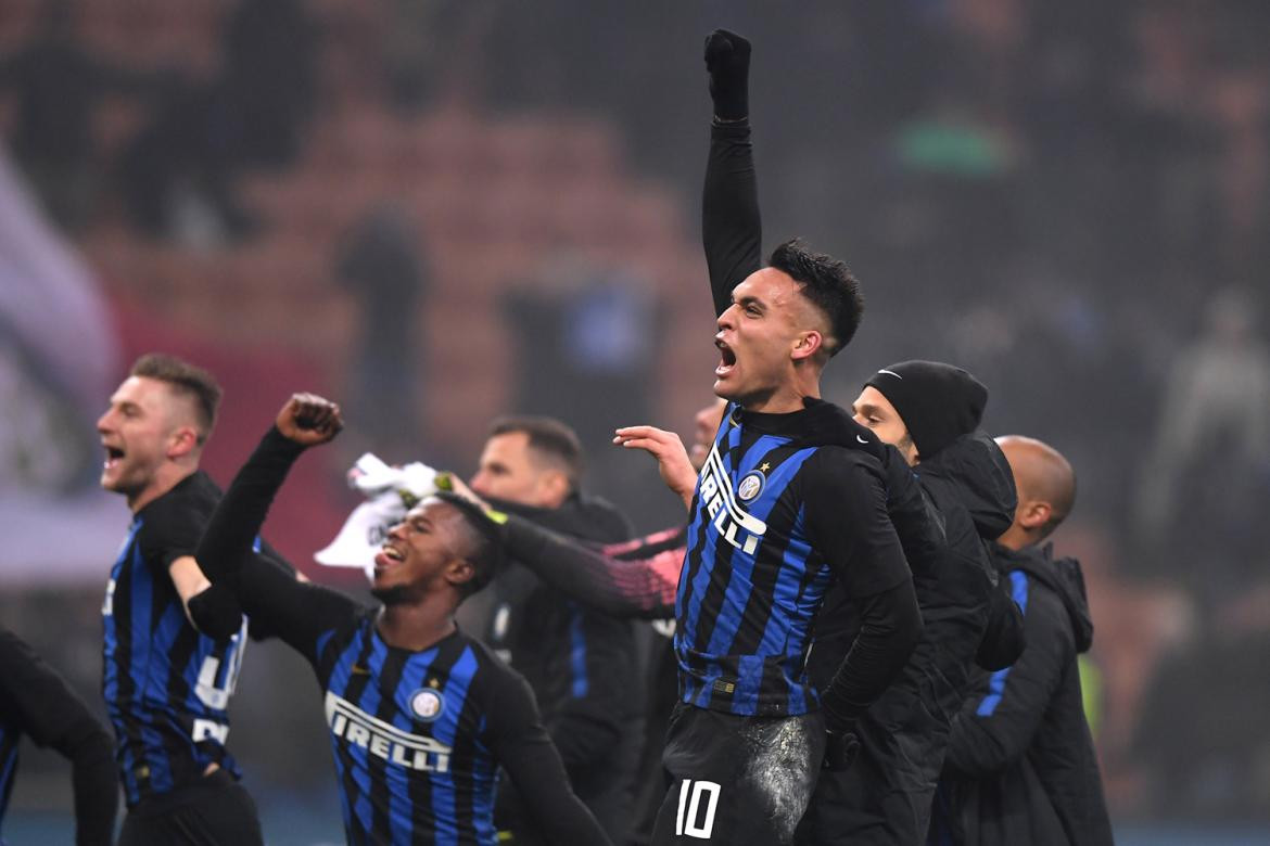 Gol del Inter, Lautaro Martínez, fútbol de Italia, deportes, Reuters