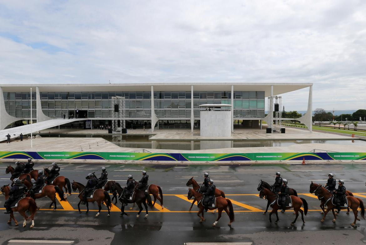Asunción Bolsonaro en Brasil - Reuters