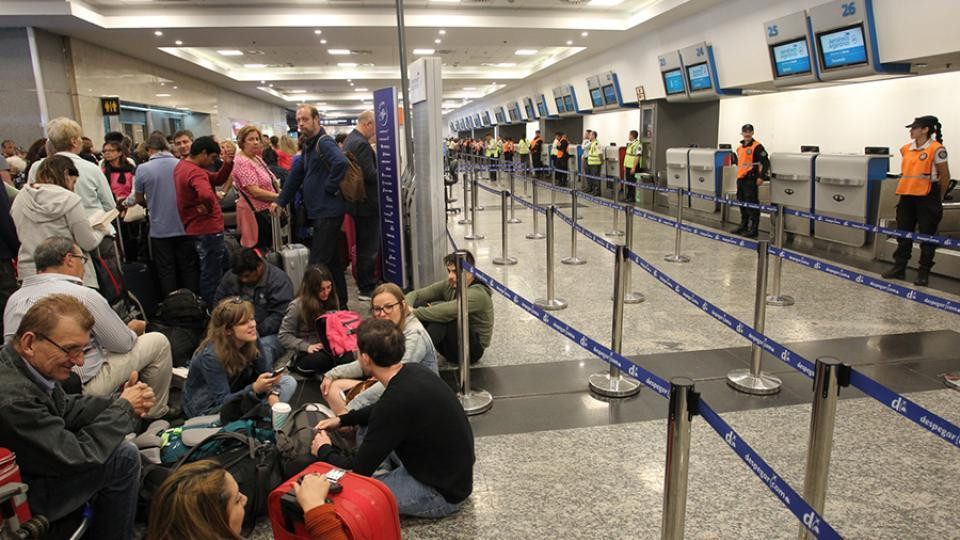 Demoras y cancelaciones en Aeroparque