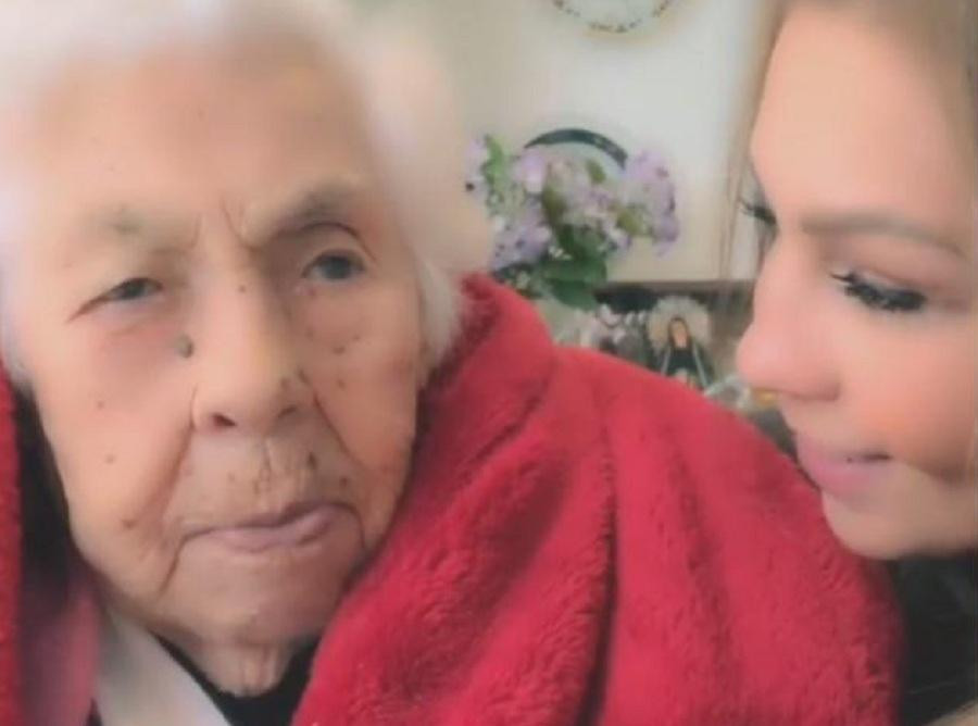 Thalía celebró el cumpleaños 101 de su abuela