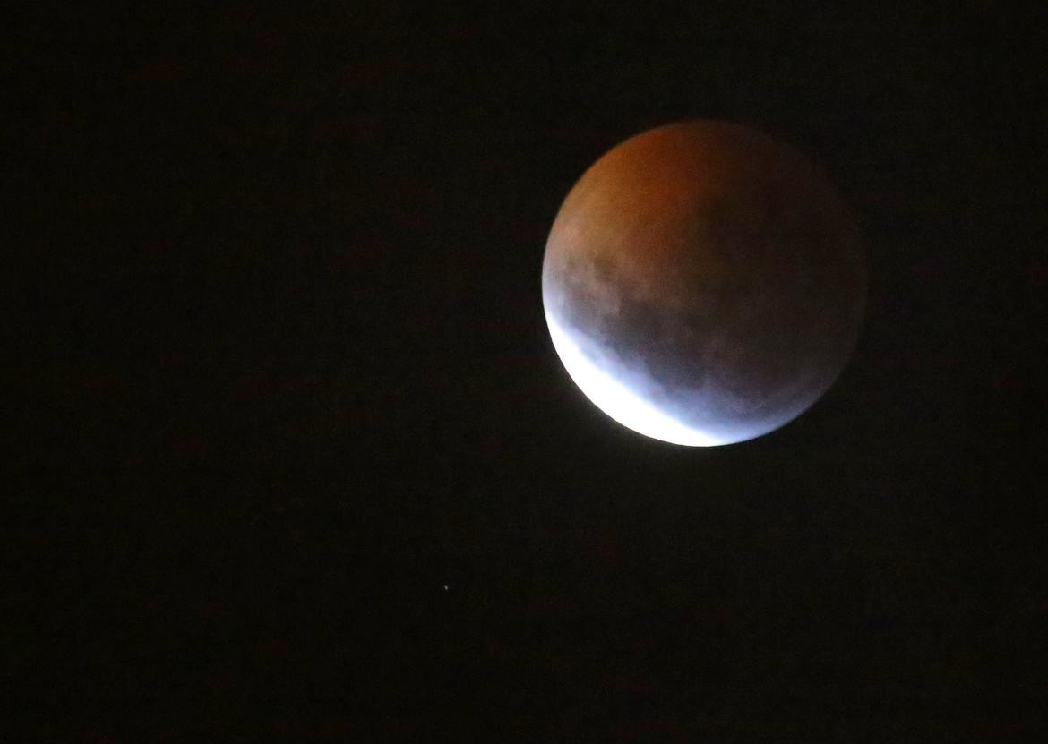 Eclipse de luna, Súper Luna de rojo sangre 20 enero 2019, cienca, Reuters	