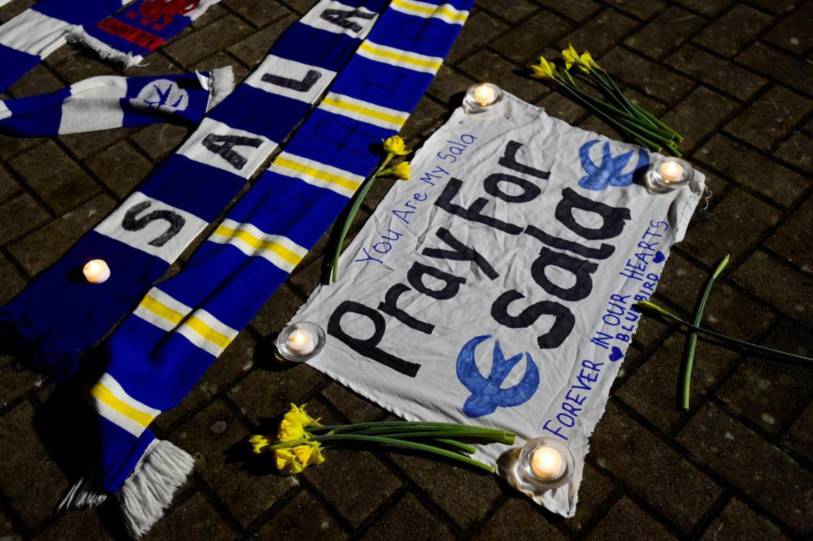 #PrayforSala, el pedido por Emiliano Sala en redes sociales, Reuters