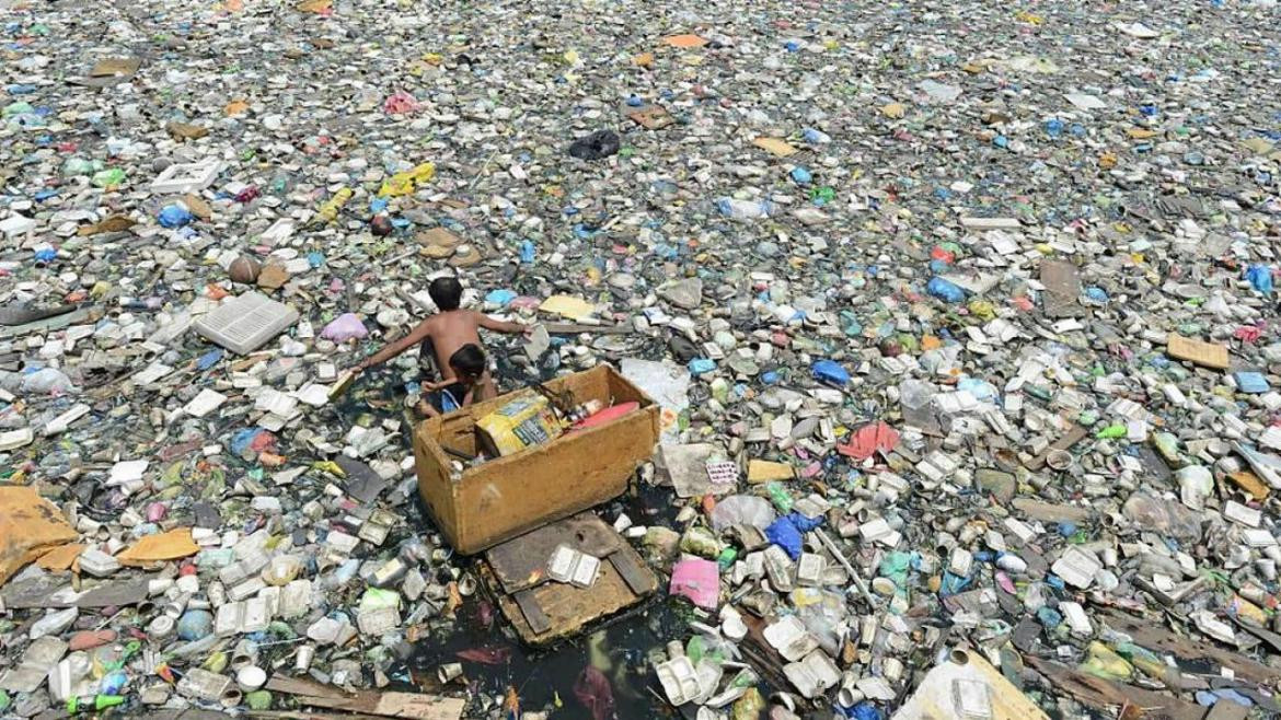 Isla de plástico en el océano Pacífico