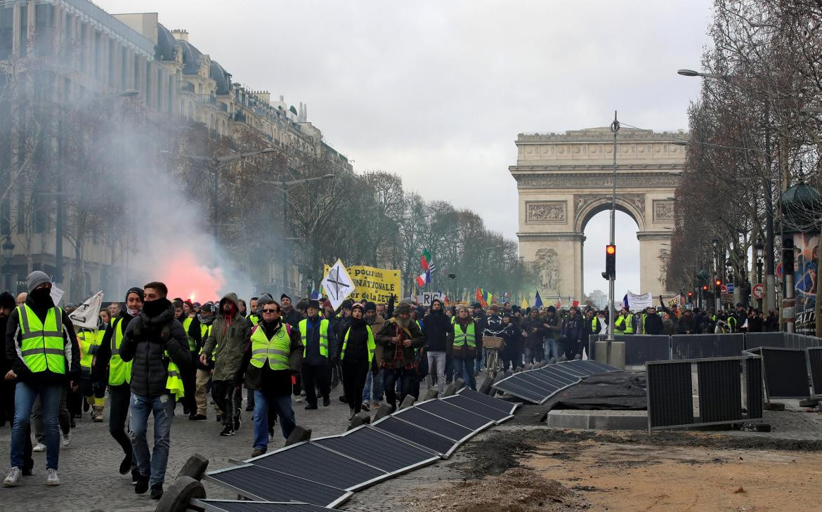 Chalecos amarillos - protestas en París