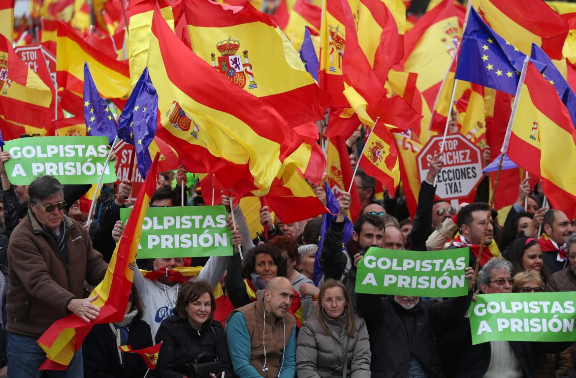 Multitudinaria marcha en España contra gobierno español - Foto Reuters
