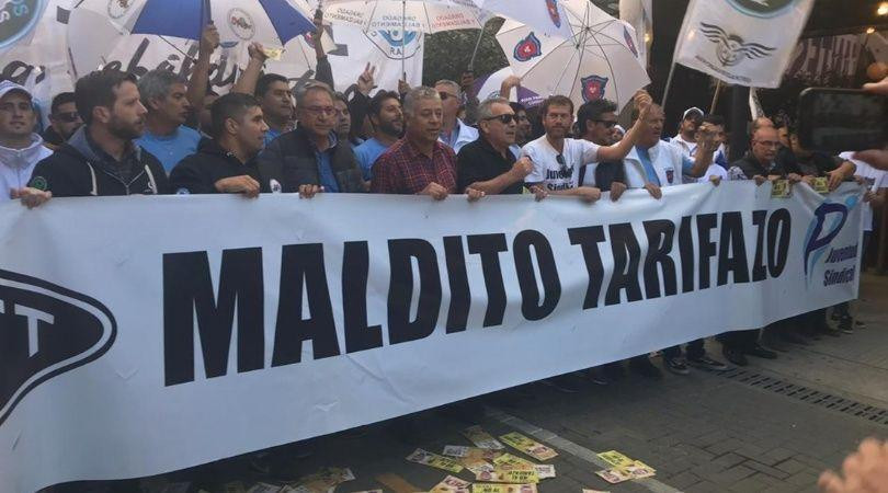 Maldito tarifazo, caos en centro porteño, nueva protesta contra los tarifazos, marcha al ENRE y al Congreso