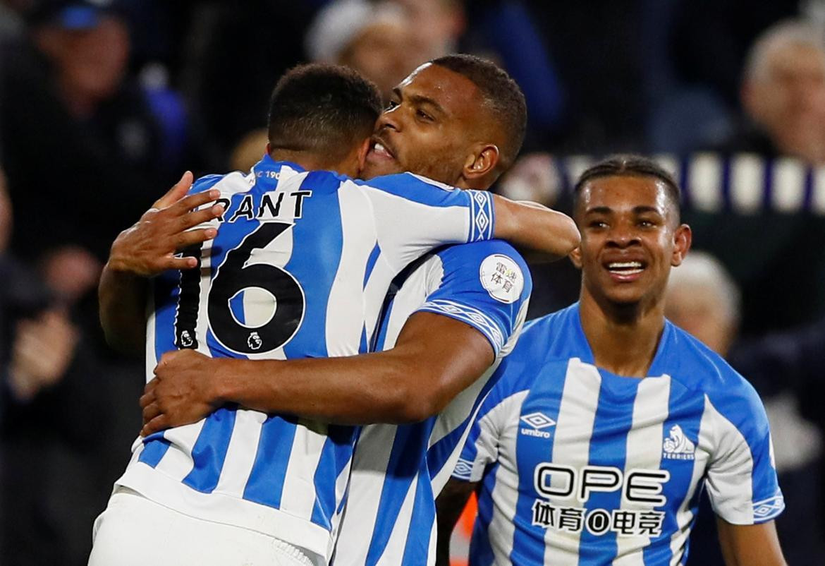 Premier League, Huddersfield vs. Wolverhampton, fútbol inglés, deportes, Reuters