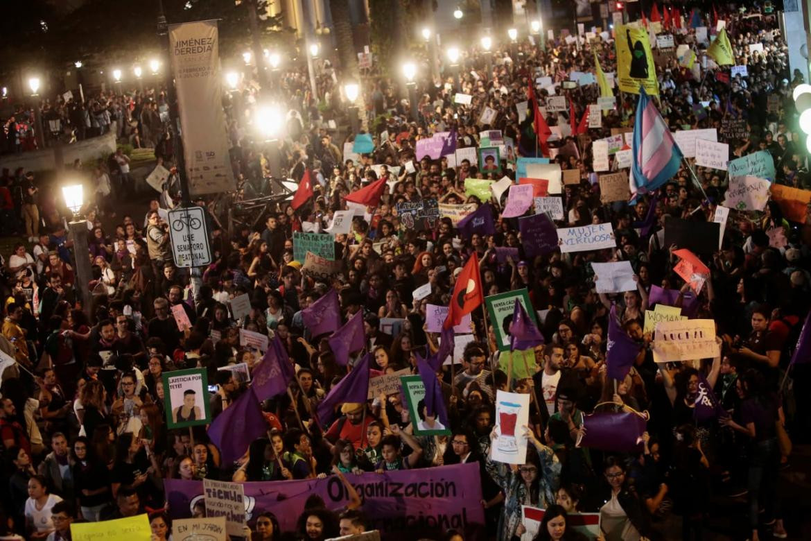 Día de la Mujer - Marcha en Costa Rica #8M (Reuters)