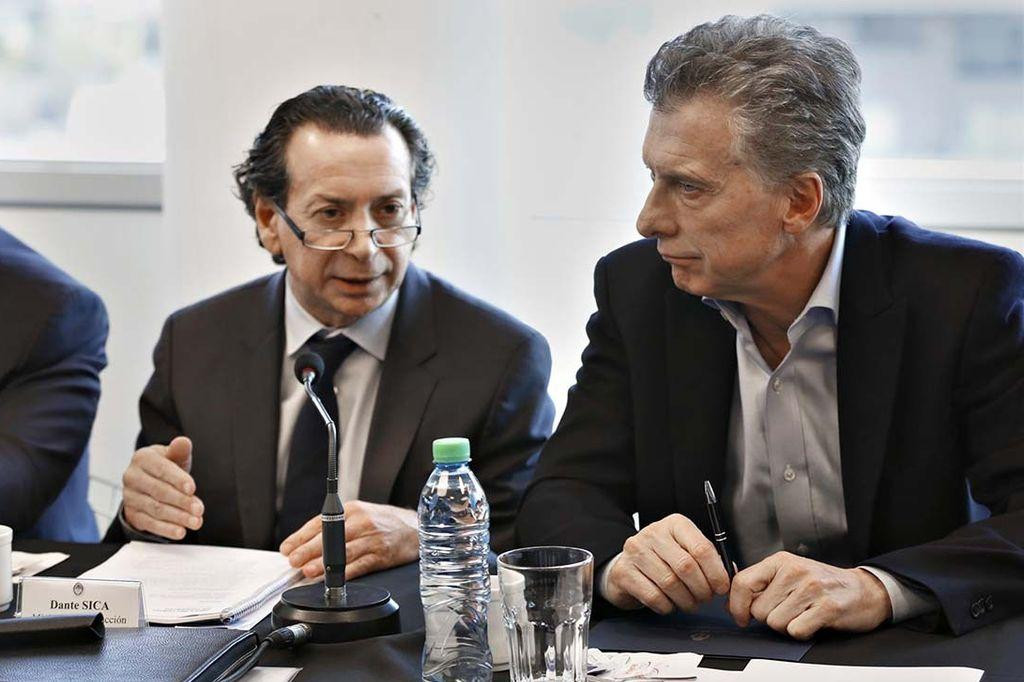 Dante Sica y Mauricio Macri - economía argentina