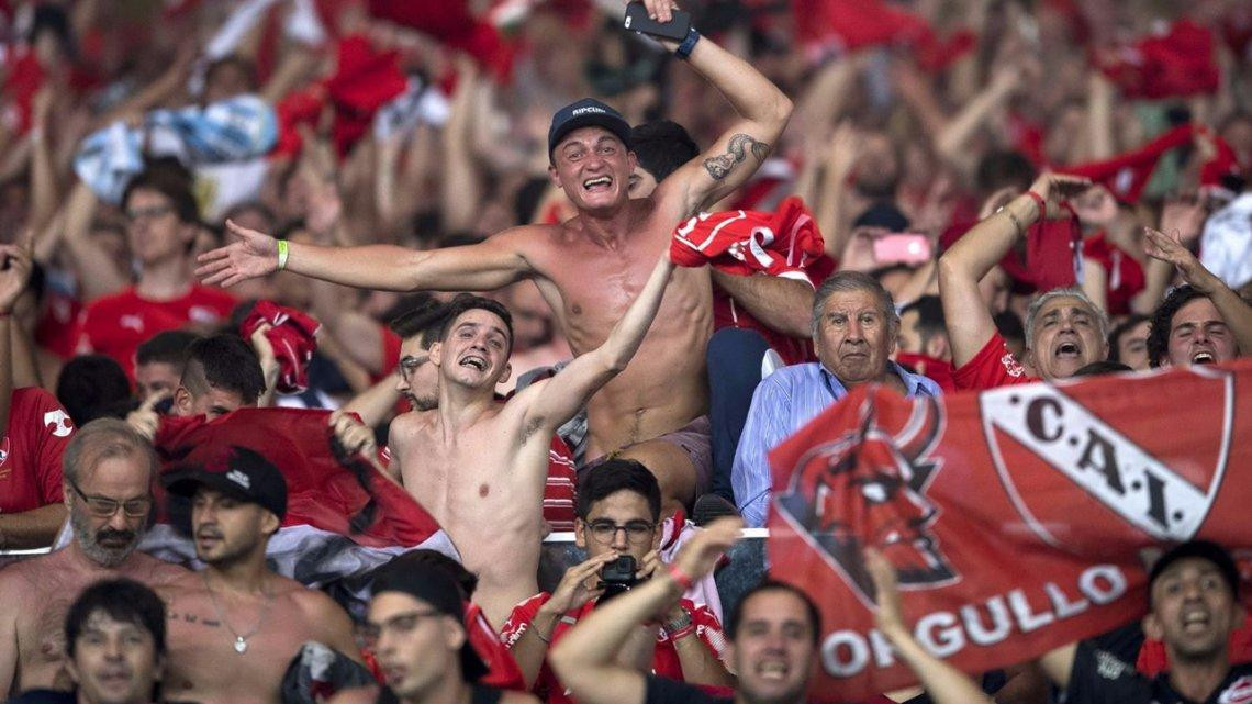 Hincha del día de Independiente - Festejos