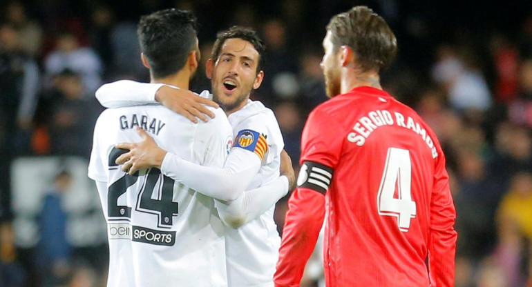 La Liga Santander, Valencia vs. Real Madrid, fútbol, deportes, Reuters