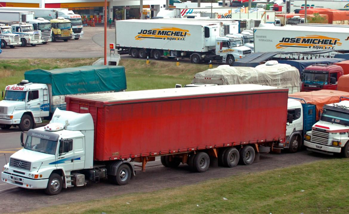 Transporte de carga, camiones, NA
