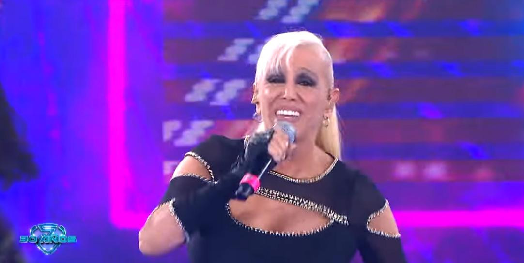 Valeria Lynch recibió un codazo en la apertura de Showmatch 2019, blooper, espectáculos