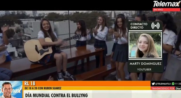 #Diamundialcontraelbullying: Marty Domínguez, la Youtuber que cura heridas con una canción, Radio Latina	