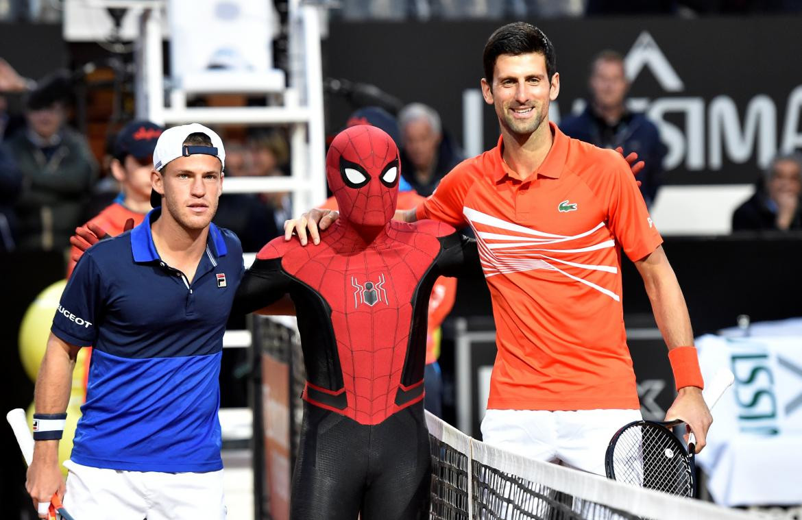 Diego Schwartzman y Novak Djokovic en el Masters 1000 de Roma (Reuters)