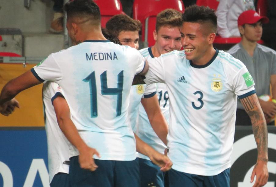 Festejo de la Selección Argentina Sub 20 en Mundial Sub 20 ante Polonia