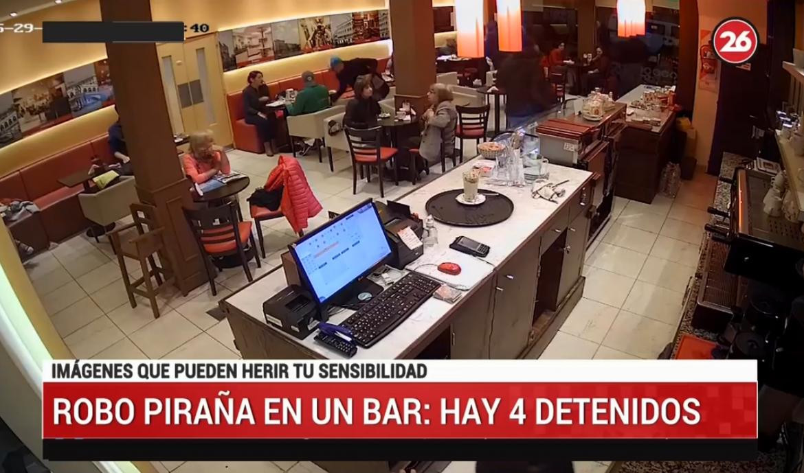 Robo piraña en bar de Caballito (Canal 26)