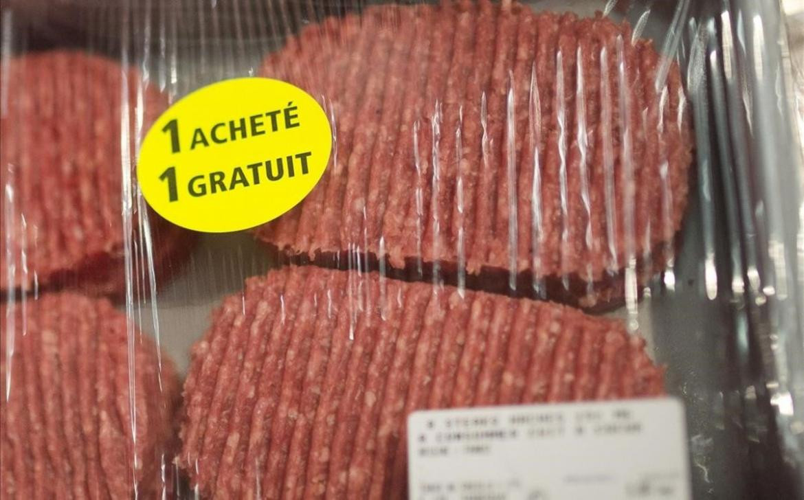 Francia: Detectan hamburguesas fraudulentas distribuidas a asociaciones caritativas