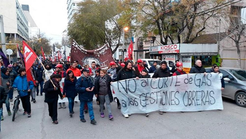 Ceramistas de Neuquén, movilizados para que no les corten suministro de gas	