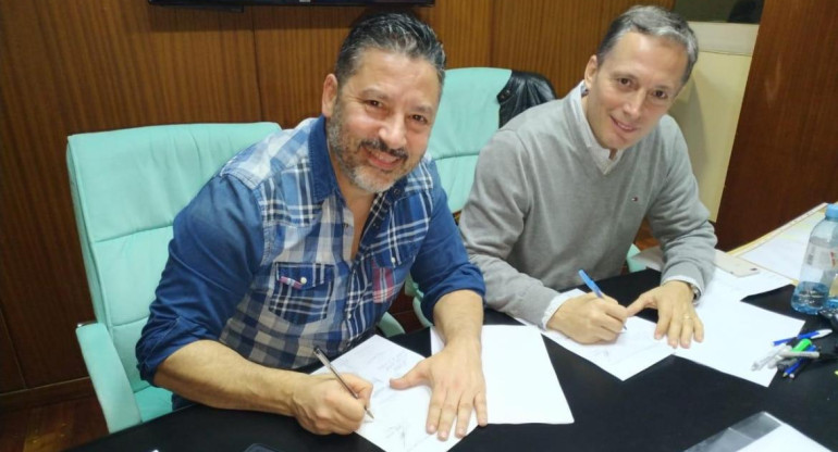 Fernando Gray y Gustavo Menéndez con acuerdo del Frente de Todos en la Provincia