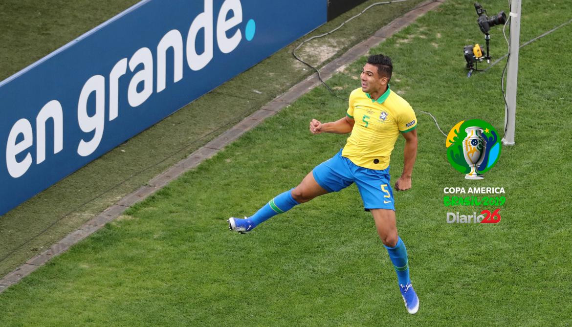Festejo de Casemiro para Brasil ante Perú en Copa América (Reuters)